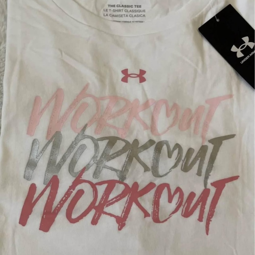 (NWT) The Under Armour Women's Classic White Tee, Medium - Picture 9 of 12